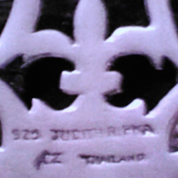 Judith Ripka Toggle Bracelet - Picture 13 of 15